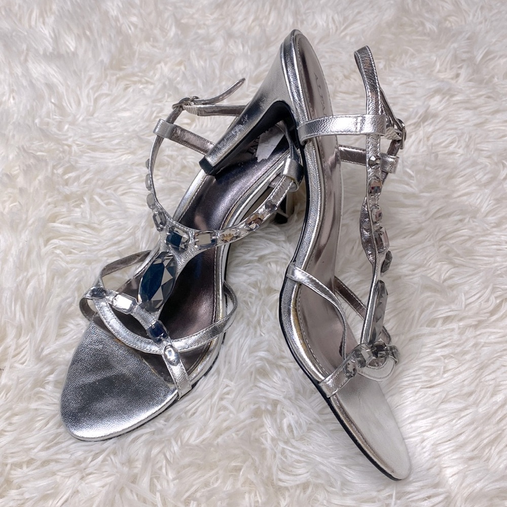 Alfani Metallic Silver Jewel Heel Sandals Size 7